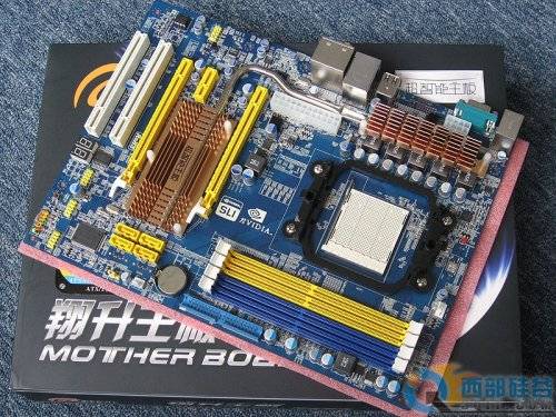 ΪSLI ־N570LT-SLI 