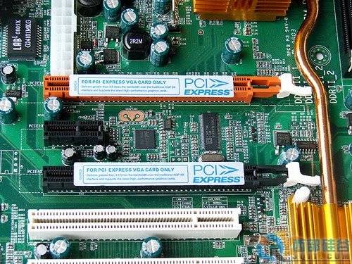  599ԪP35 ˫ȹ/DDR3Ω 