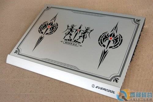 精钢佳铝 劲冷皇室17寸本本散热器图赏