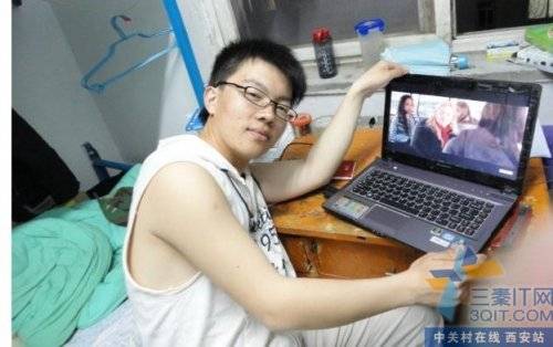 ѧս 뺷СyȻ 